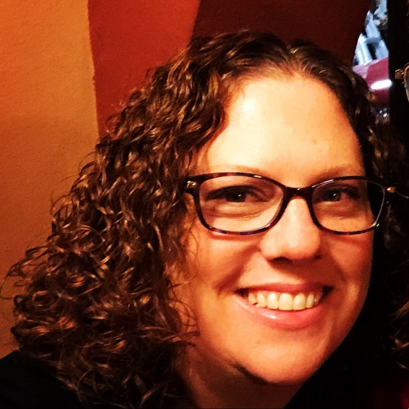 Meet your Posher, Donna - Picture 1 of 1